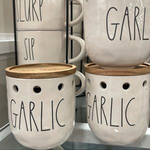 Rae Dunn Garlic Cellar